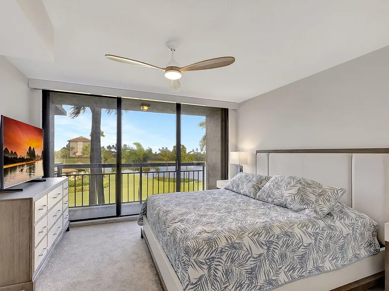 501 S Seas Dr #202 — Photo 13