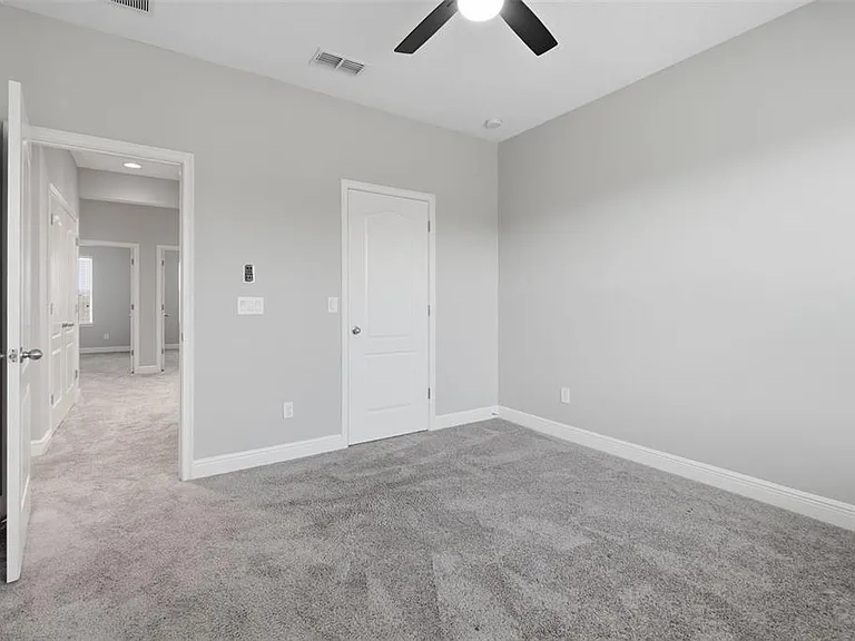 15591 Honeybell Dr — Photo 19