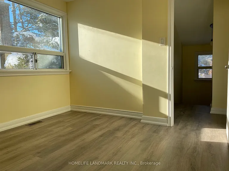 48 Greylawn Cres — Photo 7