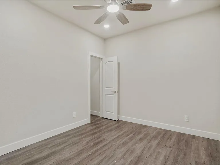 8025 Virgil St — Photo 43