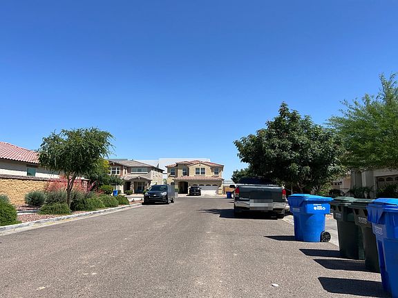 4th image of 1511 S 103rd Dr