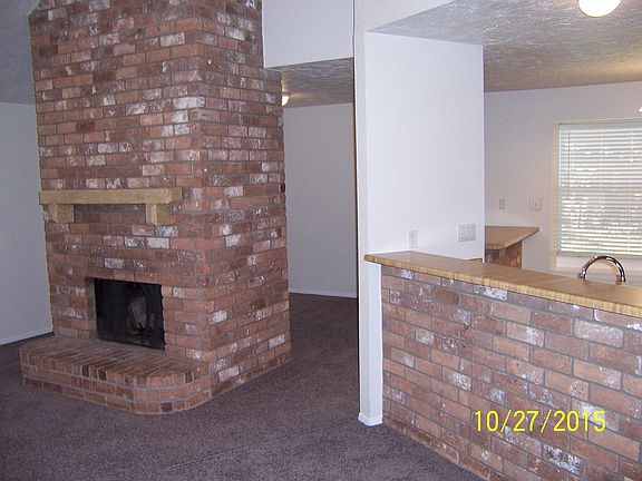 3rd image of 303 Village Creek Dr