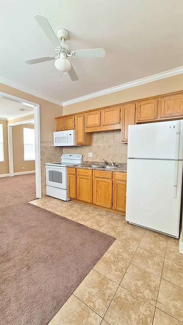 1 bed, 600 sqft, $1,875 — Photo 3