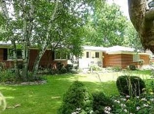 31796 Coronet Dr, Farmington Hills, MI