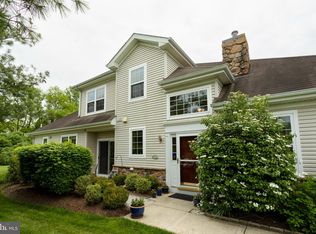 172 Copperfield Dr, Lawrence Township, NJ 08648