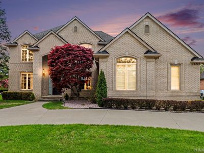 55397 Apple Ln, Utica, MI, 48316