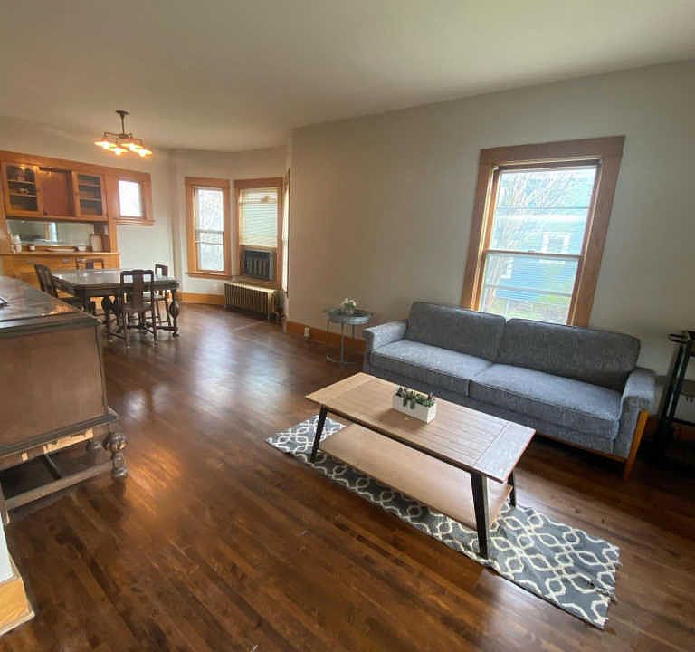 1st image of 3337 Pillsbury Ave