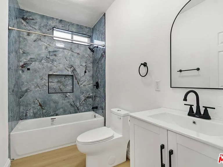 1125 S Lake St #3 — Photo 9