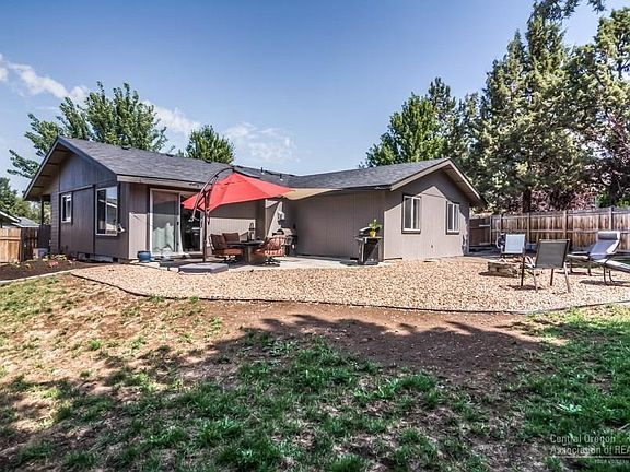 5th image of 2373 NE Desert Willow Ct