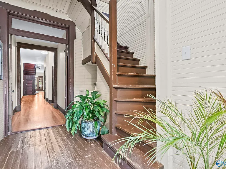 207 Lincoln St SE #E — Photo 14