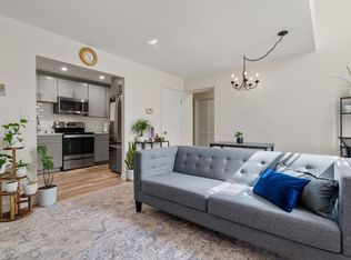 35 Flint St APT 106, Salem, MA 01970