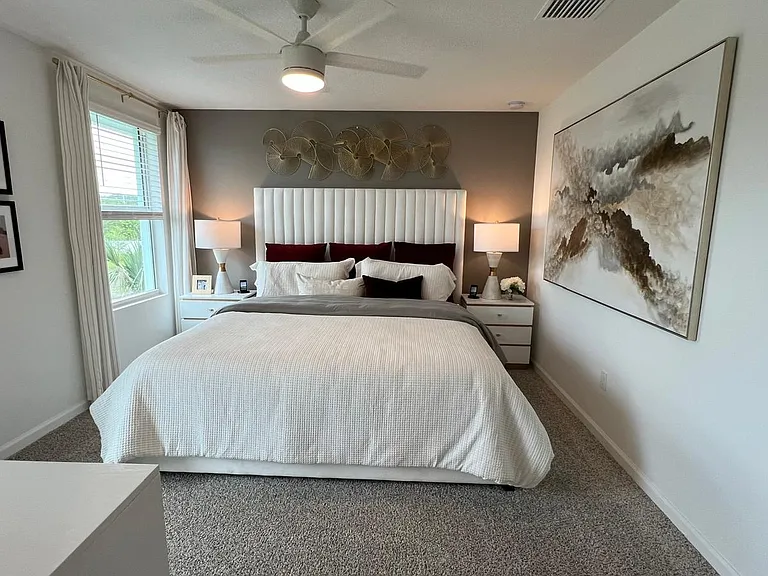518 Salisbury Cir — Photo 12