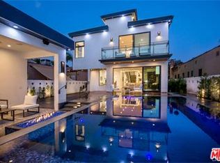 909 S Curson Ave, Los Angeles, CA 90036