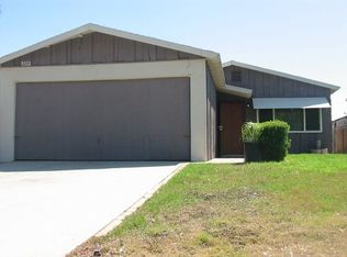220 Chaney St, Lake Elsinore, CA 92530