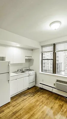 Rented by Corcoran | media 2