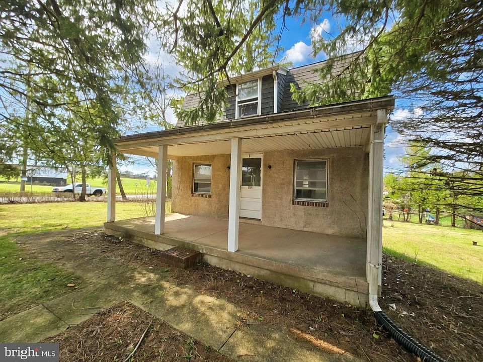 1st image of 395 Evergreen Rd