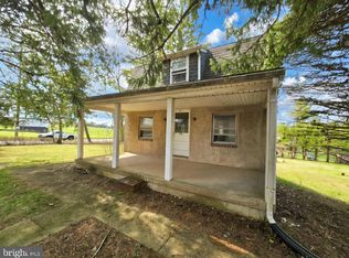 395 Evergreen Rd, Pottstown, PA 19464