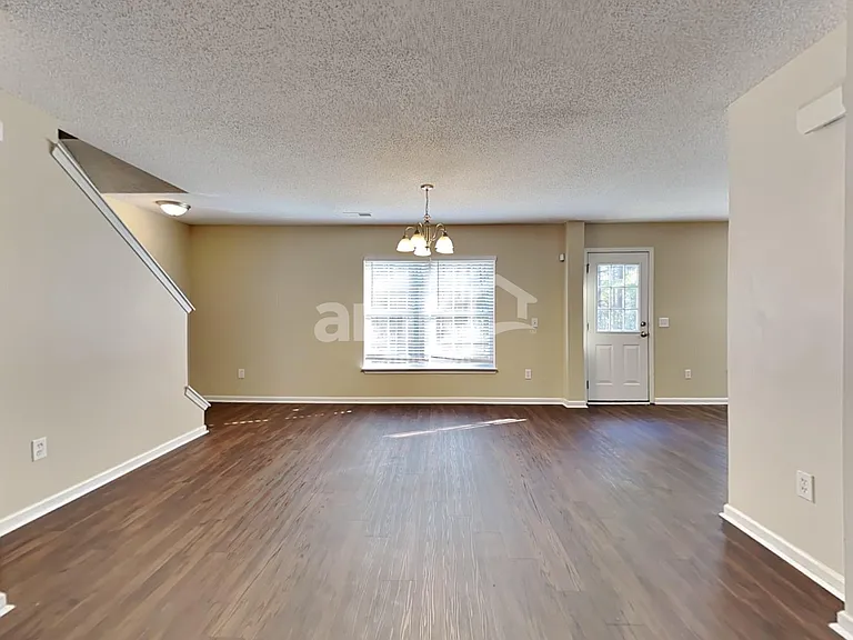 8545 Chloe Ln — Photo 7