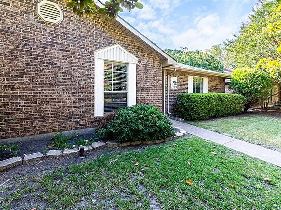 3rd image of 1109 Trinidad Ln