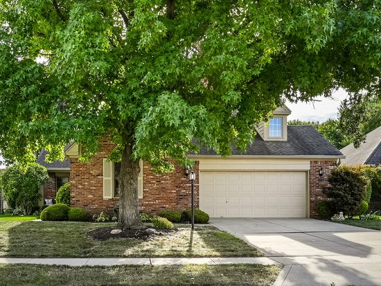 11959 Halla Pl, Fishers, IN 46038