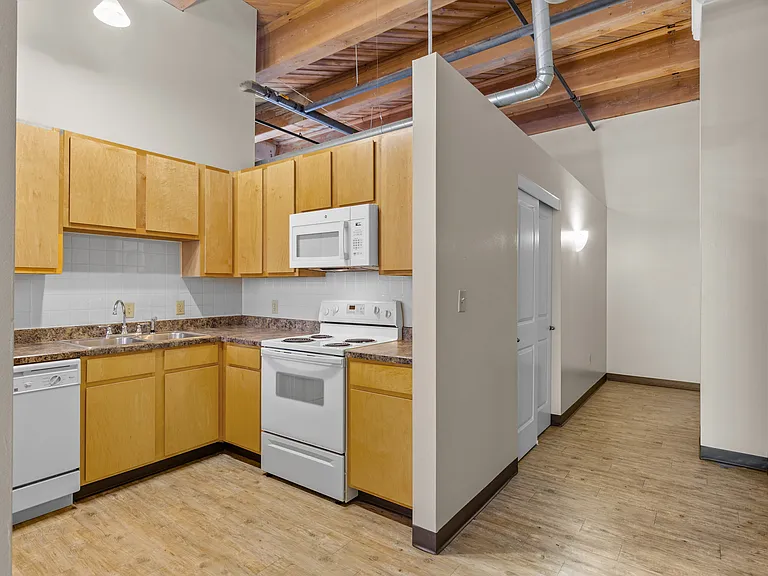 2E - Kitchen 2E - Kitchen