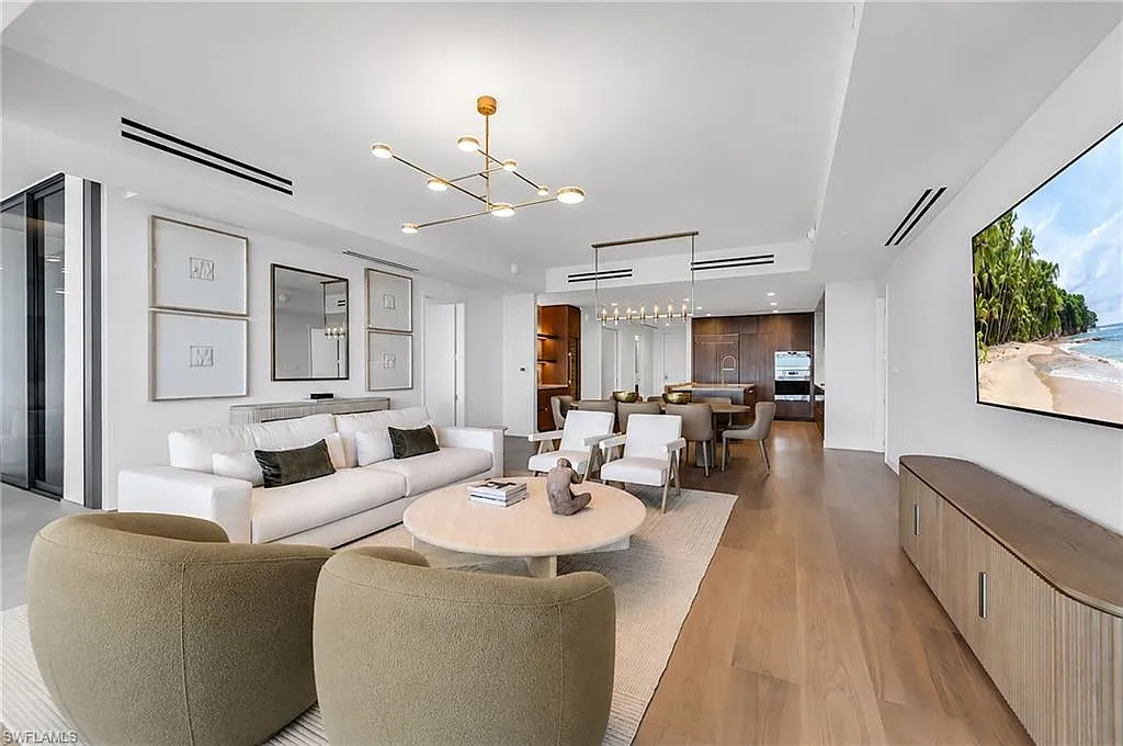 2 bed, 3.0 bath, 2628 sqft, $25,000 — Photo 3