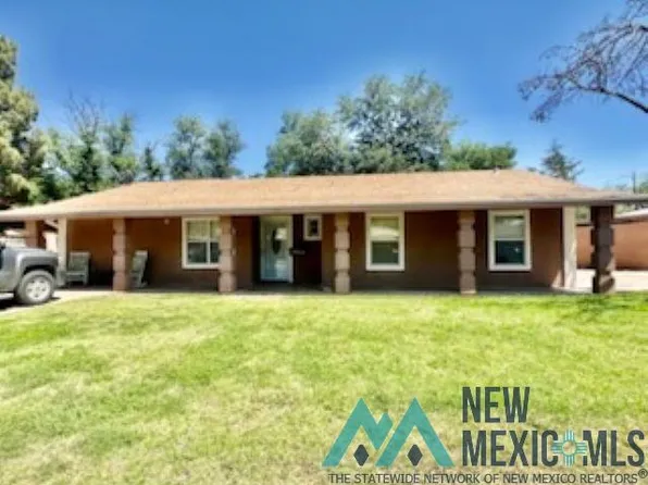 1504 Bryan Cir, Carlsbad, NM 88220