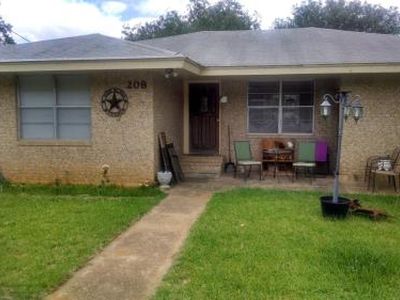 208 W 23rd St, Pearsall, TX, 78061