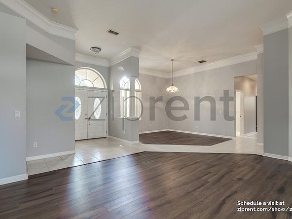 4th image of 10443 Emerald Woods Ave