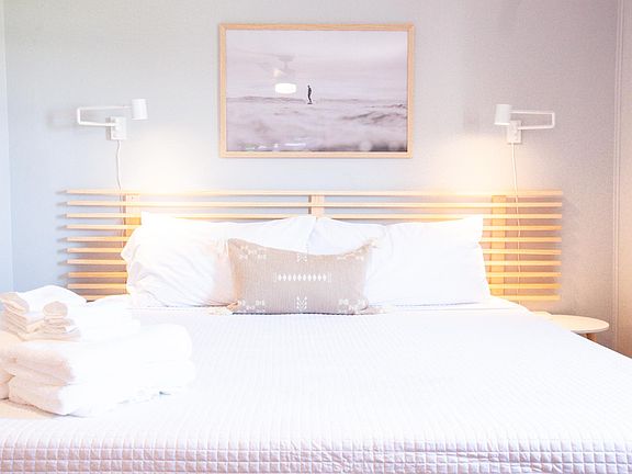 Master bedroom with king sized, highly rated 12" Zinus memory foam mattress