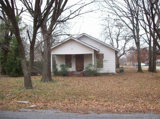 123 S Indianola St, Pryor, OK 74361