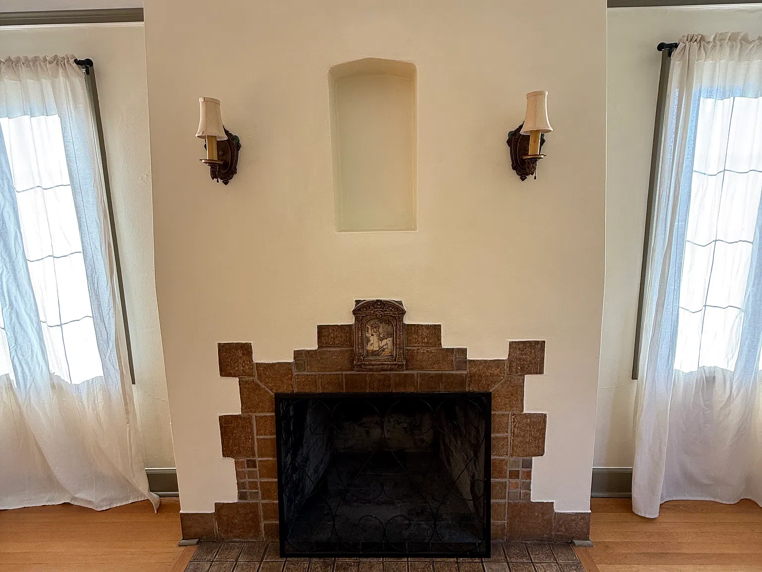 2 bed, 1300 sqft, $2,250 — Photo 4