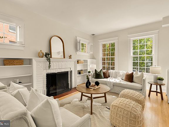 5th image of 2015 Allen Pl NW