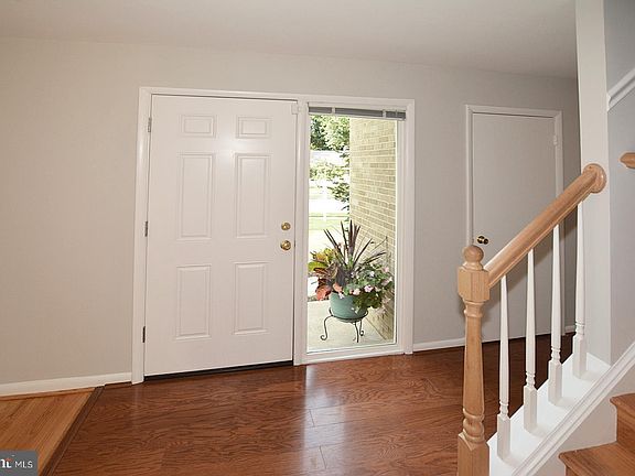 5th image of 3807 Maryland St