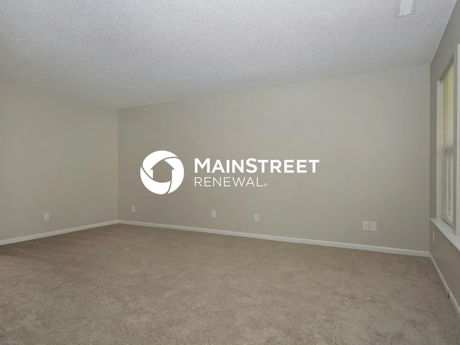 2265 Shadowbrook Dr — Photo 3
