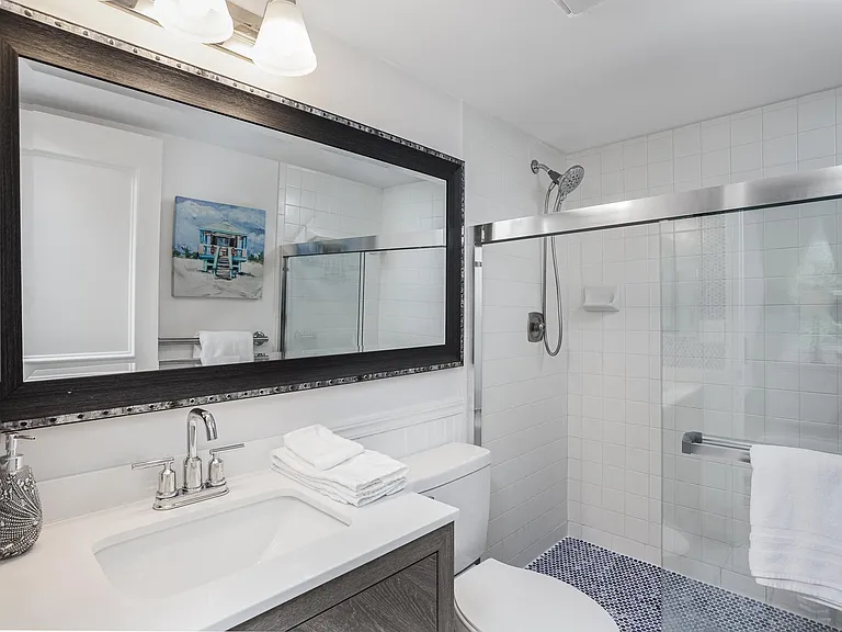 3281 Beneva Rd #203 — Photo 22