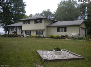 17716 Calla Rd, Beloit, OH 44609