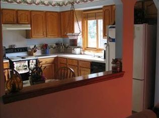 5252 N 130th Cir, Omaha, NE 68164