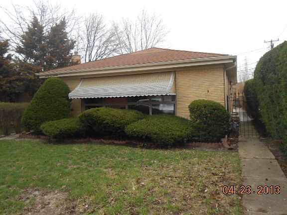 2nd image of 9215 N Latrobe Ave