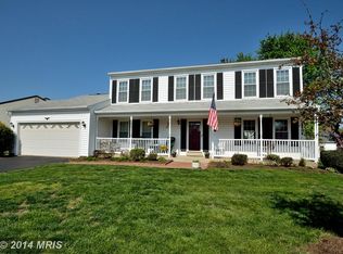 5226 Belle Plains Dr, Centreville, VA 20120