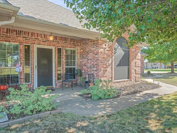 201 Vz County Road 4136, Canton, TX 75103