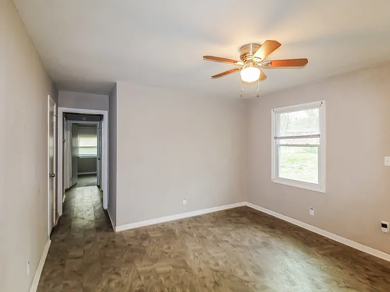 1821650_017_living_room_13619589.jpg