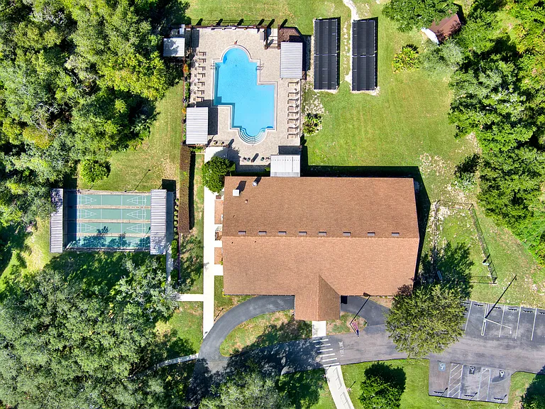 4241 Alamanda Blvd — Photo 37