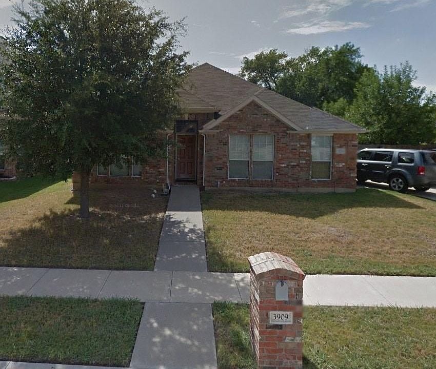 2nd image of 3909 Lochridge Ct