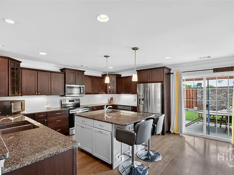40 Roseberry Cir — Photo 9