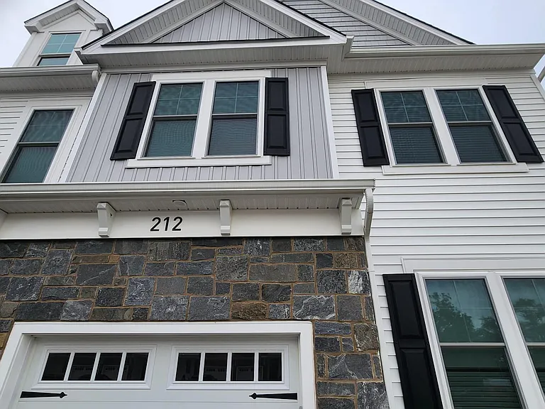 212 Foxhedge Rd — Photo 32