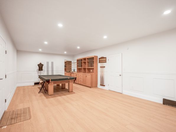 5 bedroom rental in West Vancouver — photo 14