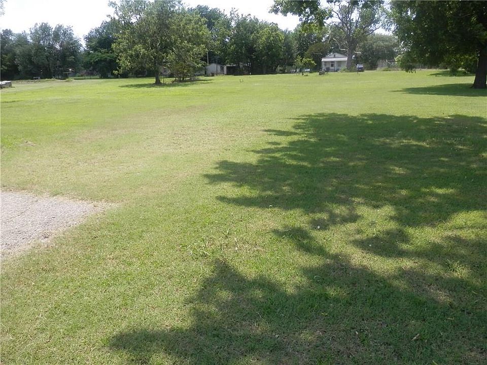 2nd image of 3503 N Highway 99 Hwy Lot 3
