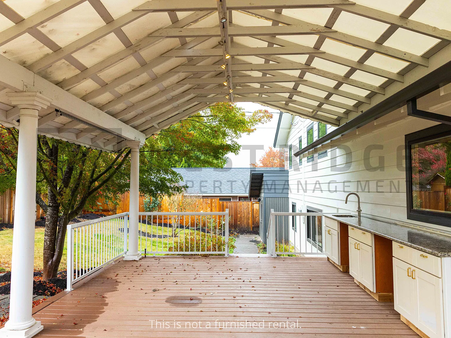 4 bed, 2016 sqft, $3,850 — Photo 4