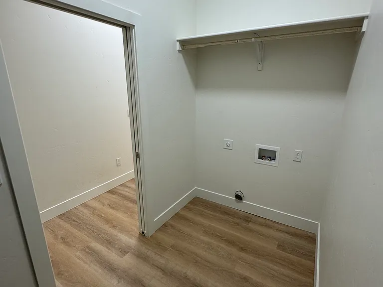 1812 8th St N #2 — Photo 10
